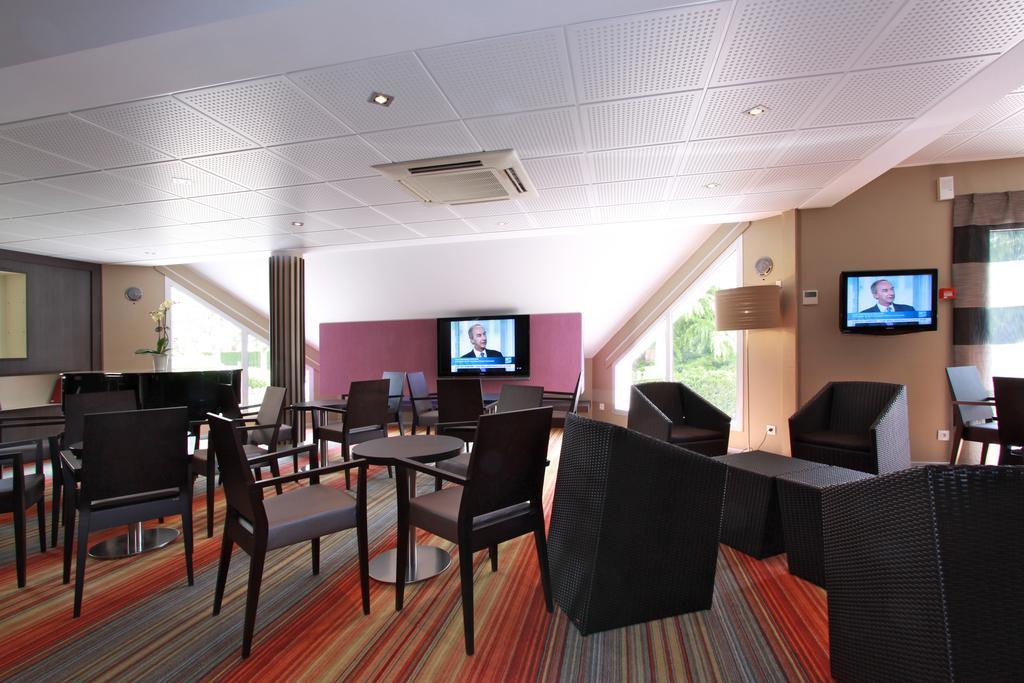 Mercure Hexagone Luxeuil Exterior photo