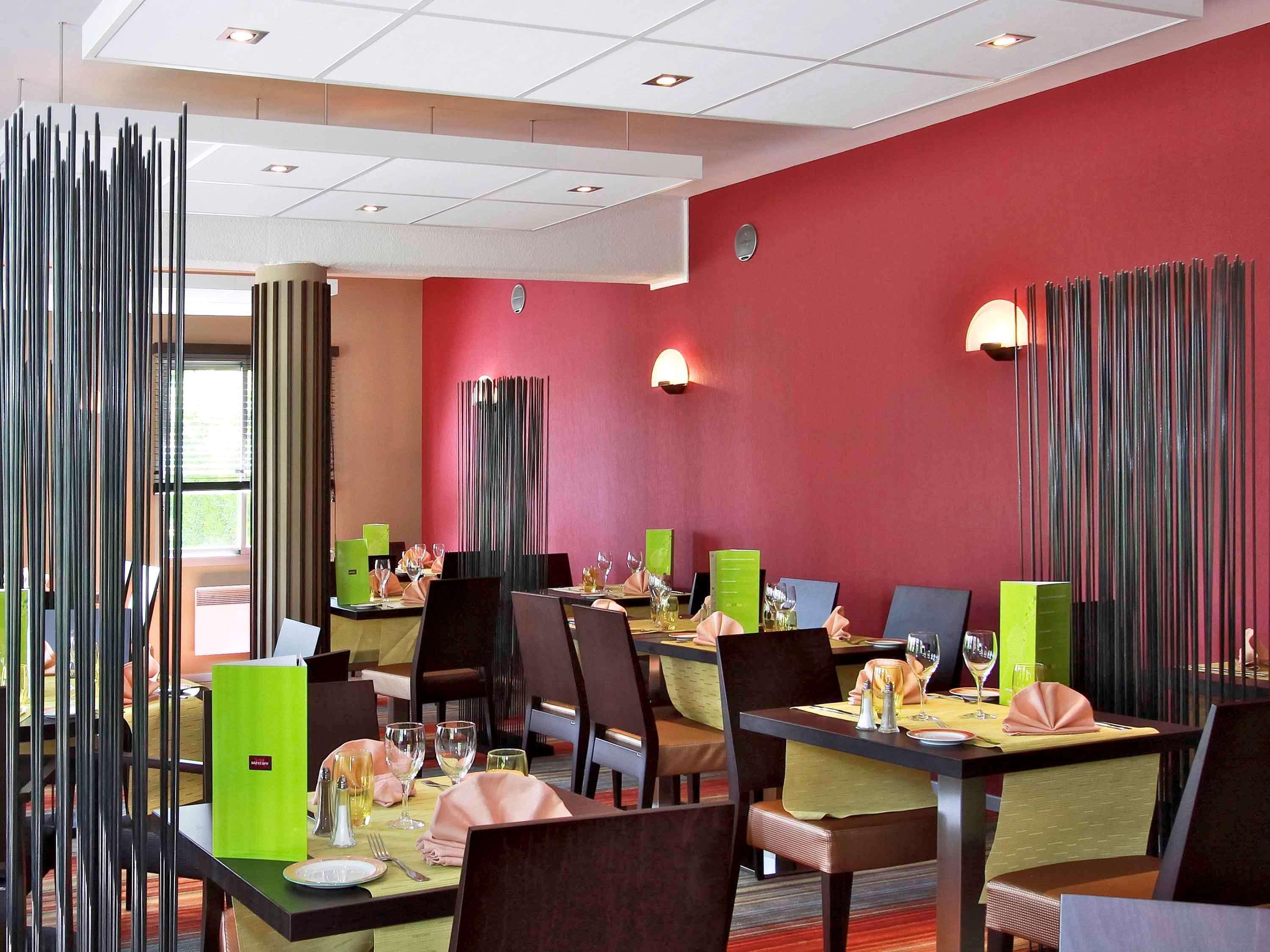 Mercure Hexagone Luxeuil Exterior photo