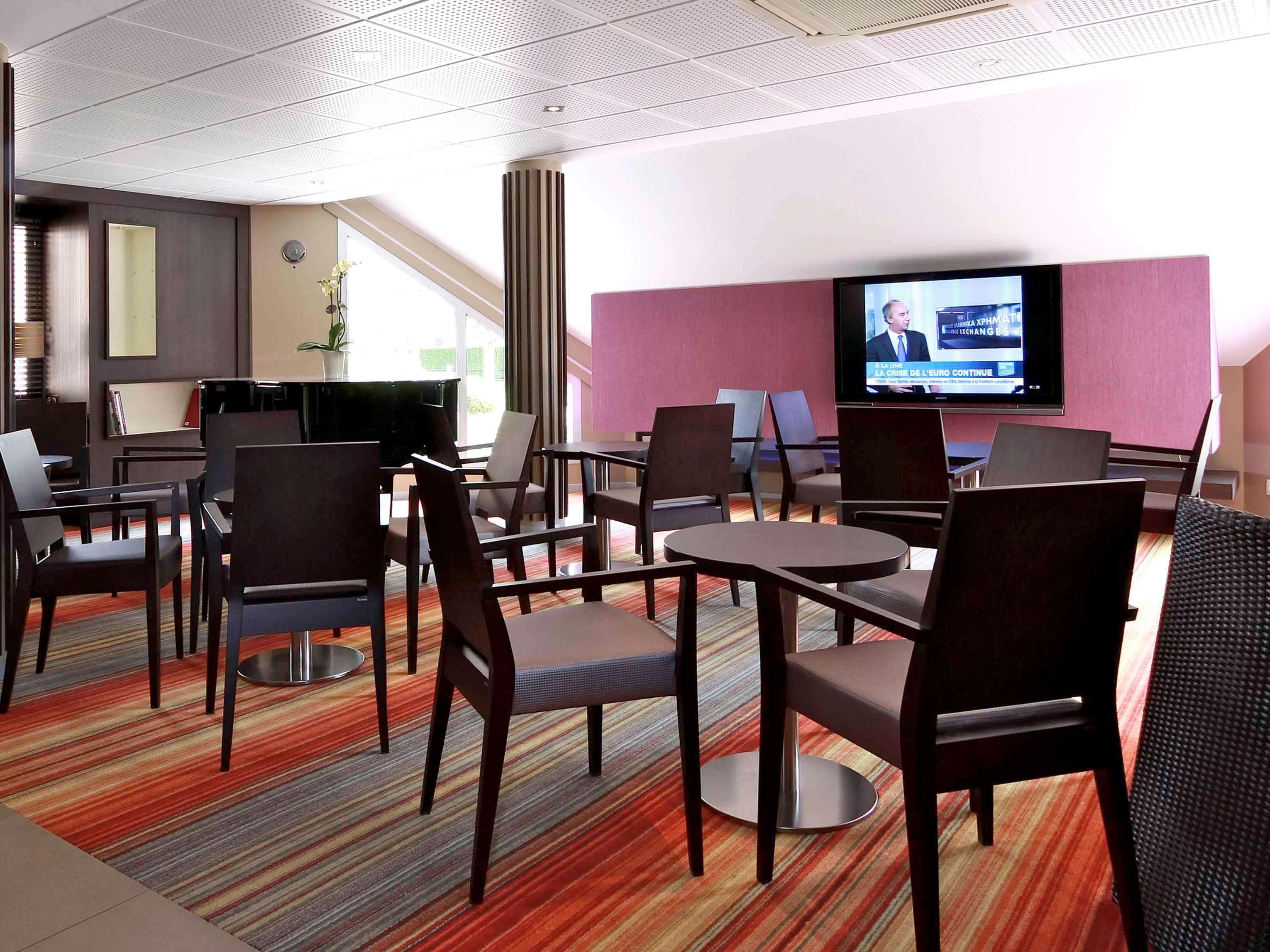 Mercure Hexagone Luxeuil Exterior photo